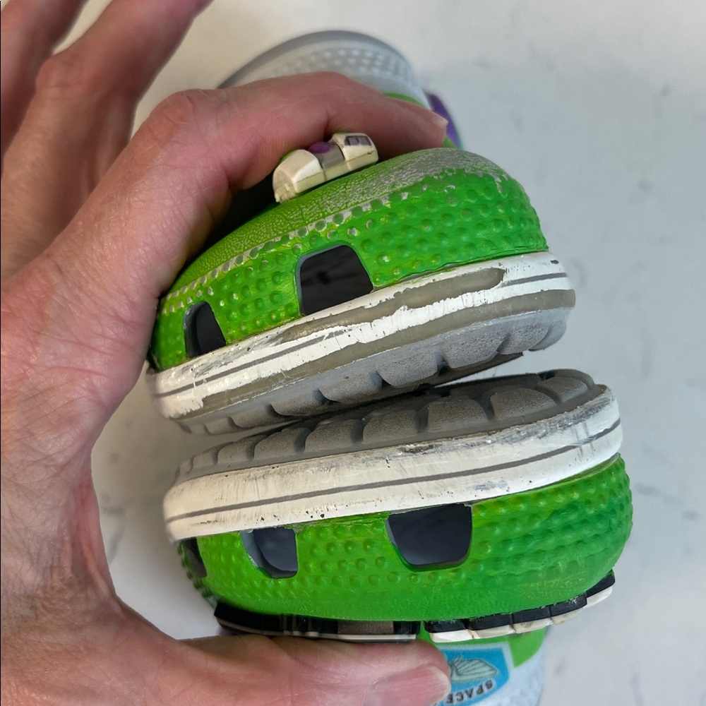 Crocs Toy Story Buzz Classic Clog - Kids'
Buzz Lightyear Light Up Slip-On Size 7 - Picture 12 of 17